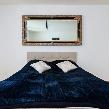 شقة Timeless Elegance *